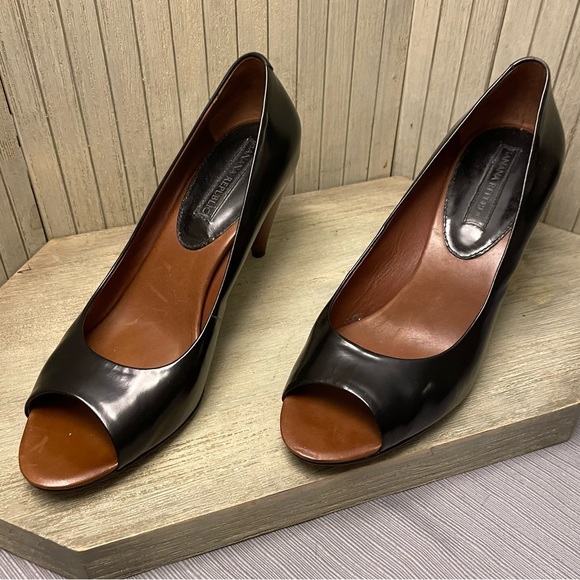 Banana Republic Black Leather Peep Toe Cone Heels 8.5M - Picture 4 of 10